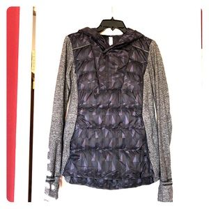Lululemon hooded pullover. Size 6.